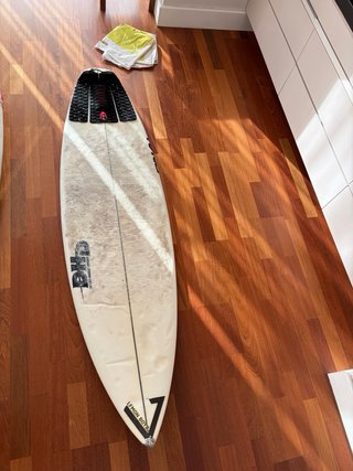 Tabla de surf DHD 5'10 26L