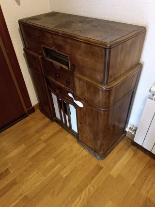 Mueble Radio Antigua Madera
