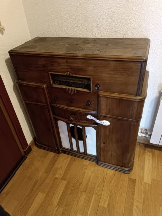 Mueble Radio Antigua Madera