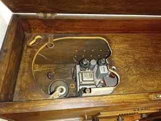 Mueble Radio Antigua Madera