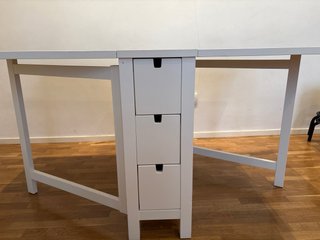 Mesa de cocina plegable blanca