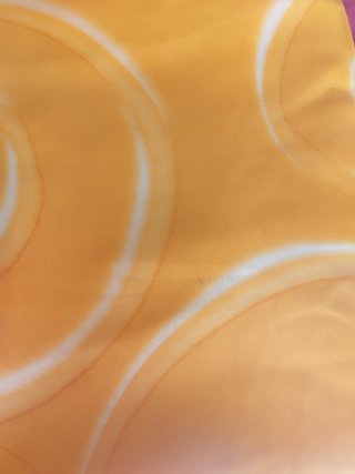 Pareo artesanal naranja y blanco