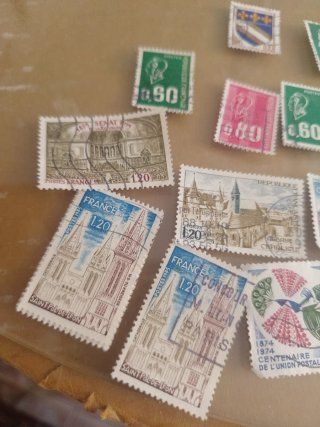 Colección de sellos postales variados