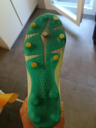 Botas de fútbol niño kipsta verdes talla 34