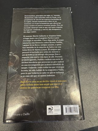 Bajo tierra seca