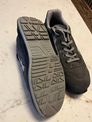 Zapatos de seguridad U-Power grises t-45