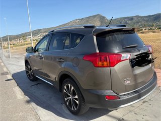Toyota RAV4 2014 4x4 version exclusive