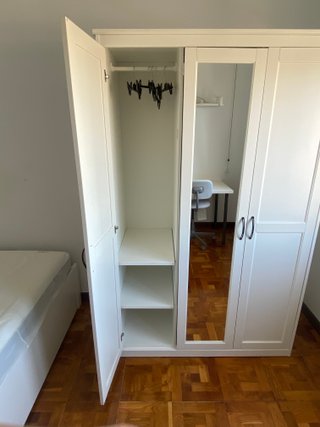 Armario blanco con puerta de espejo SONGESAND