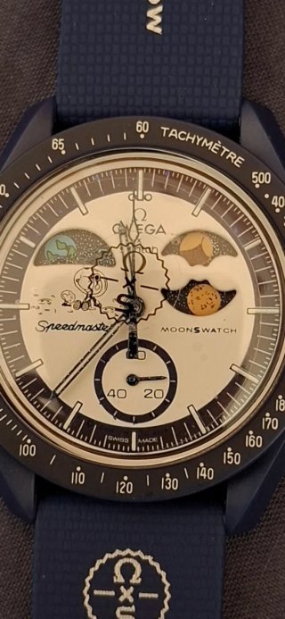 Reloj Mission to Earthphase Moonshine Gold