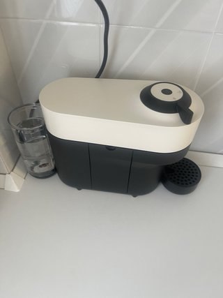 Cafetera Nespresso Vertuo Pop Nueva