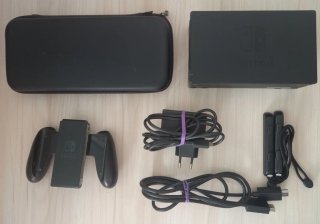 Nintendo Switch + juegos + accesorios