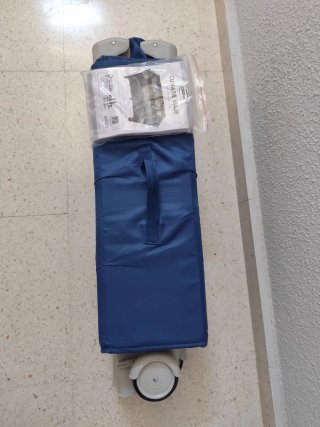 Cuna de viaje plegable azul