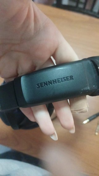 Sennheiser HD 300 PRO Auriculares