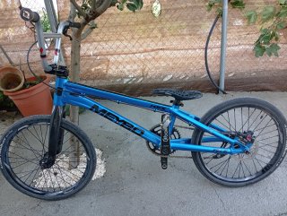 Bicicleta BMX Race HSX MEYBO Pro 21 y ice expert