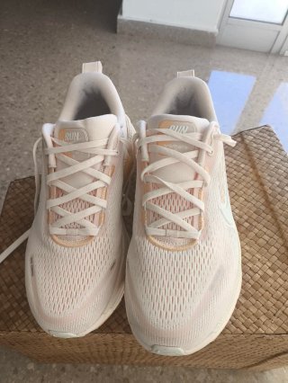 Nike Vomero 18 Zapatillas Running, como nuevas