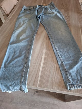 Pantalón vaquero Massimo Dutti azul. Talla 44.