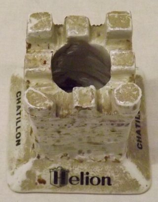Posacenere vintage Helion design castello