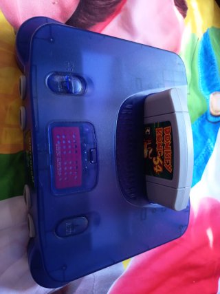 Nintendo 64 Azul/Morado + Donkey Kong 64
