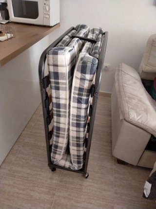 Cama plegable individual