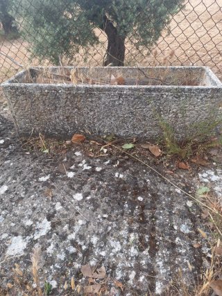 Jardinera de granito  gris