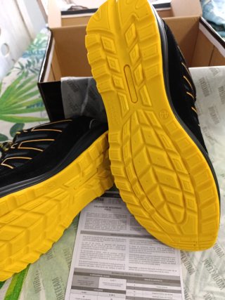 Calzado. Zapatos Seguridad WORKTEAM Talla 44 Nuevo