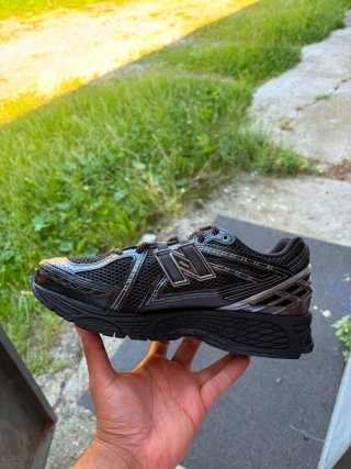 New Balance 1906r Nero/Argento