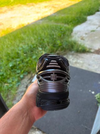New Balance 1906r Nero/Argento