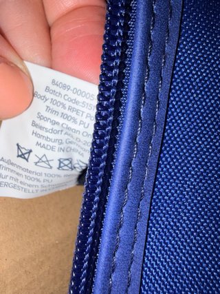 Bolsa de aseo azul