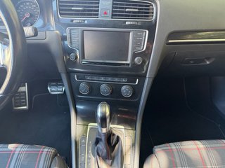 VW Golf GTI 2.0 TSI DSG 230CV