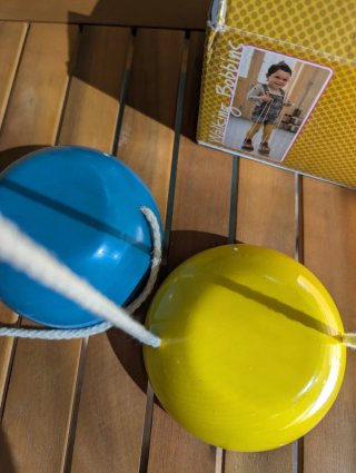 Zancos de madera Walking Bobbins