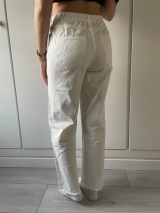 Pantalones Massimo Dutti blancos