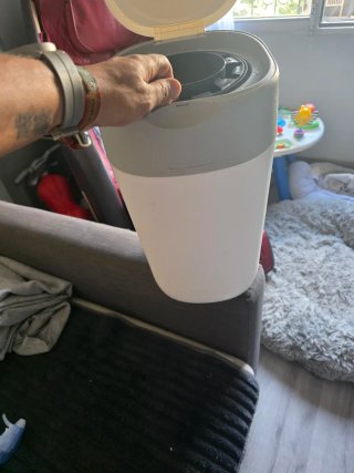 Contenedor de pañales Sangenic