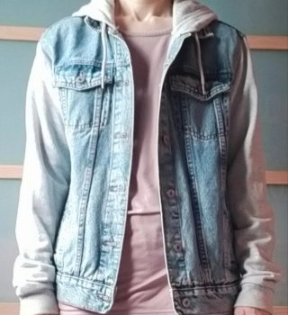 Chaqueta vaquera con capucha Primark Talla XS