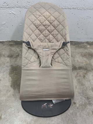 Hamaca Babybjorn Beige Acolchada 3 Posiciones