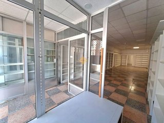 Local comercial en alquiler en Zona Concordia en Burjassot