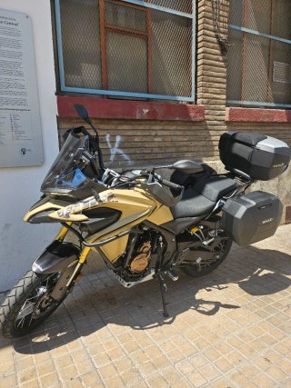 Voge 625DSX Beige con extras 2025