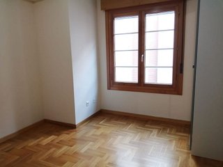 Piso en alquiler en Viesques en Gijón