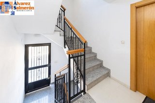 Piso en venta en Zubia (La)