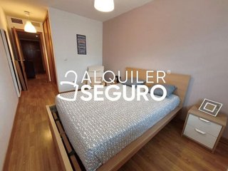 Piso en alquiler en Paus - Poligono San Blas en Alicante