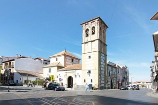 Local comercial en alquiler en Las Tres Cruces en Armilla