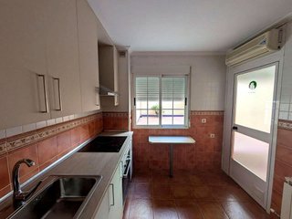 Piso en alquiler en Centro Ciudad en Linares