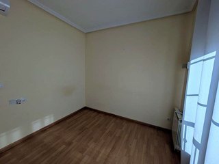 Piso en alquiler en Centro Ciudad en Linares