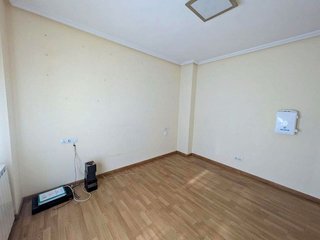 Piso en alquiler en Centro Ciudad en Linares