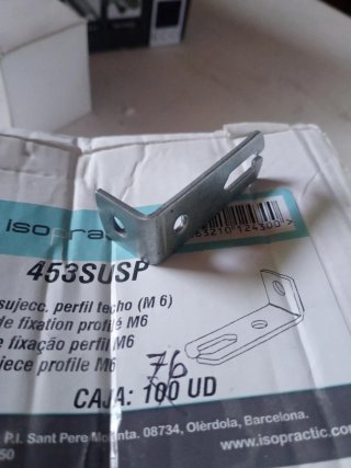 Isopractic 453SUSP Pieza Sujeción Perfil Techo