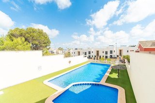 Casa adosada en venta en Campos de Golf - Villa Martin - Los Dolses en Orihuela