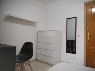 Alquilo Habitación