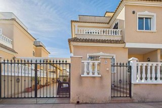 Chalet en venta en Centro en Alcazares, Los