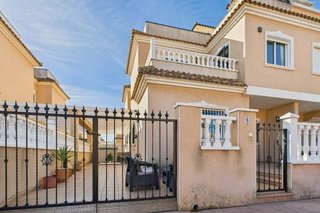 Chalet en venta en Centro en Alcazares, Los