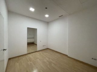 Local comercial en alquiler en El Pilar en Valencia