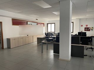 Oficina en venta en Simancas en Madrid